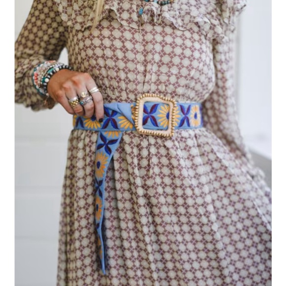 3 Birds Nest Country Dress and Petal Aura Belt Family Picture Day Perfect! L, OS - Picture 3 of 3